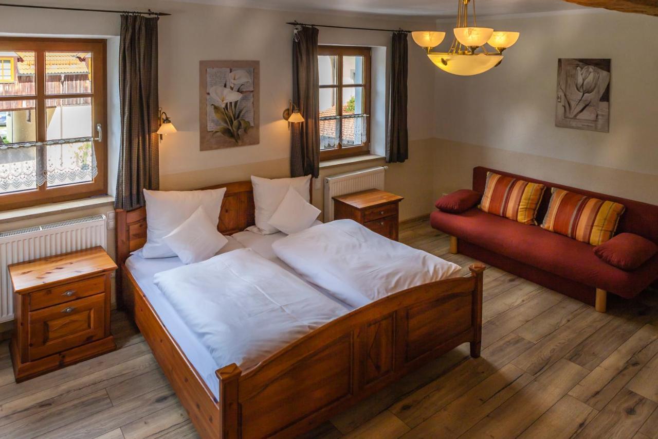 Landhotel Kahrmuehle Pressath Eksteriør billede