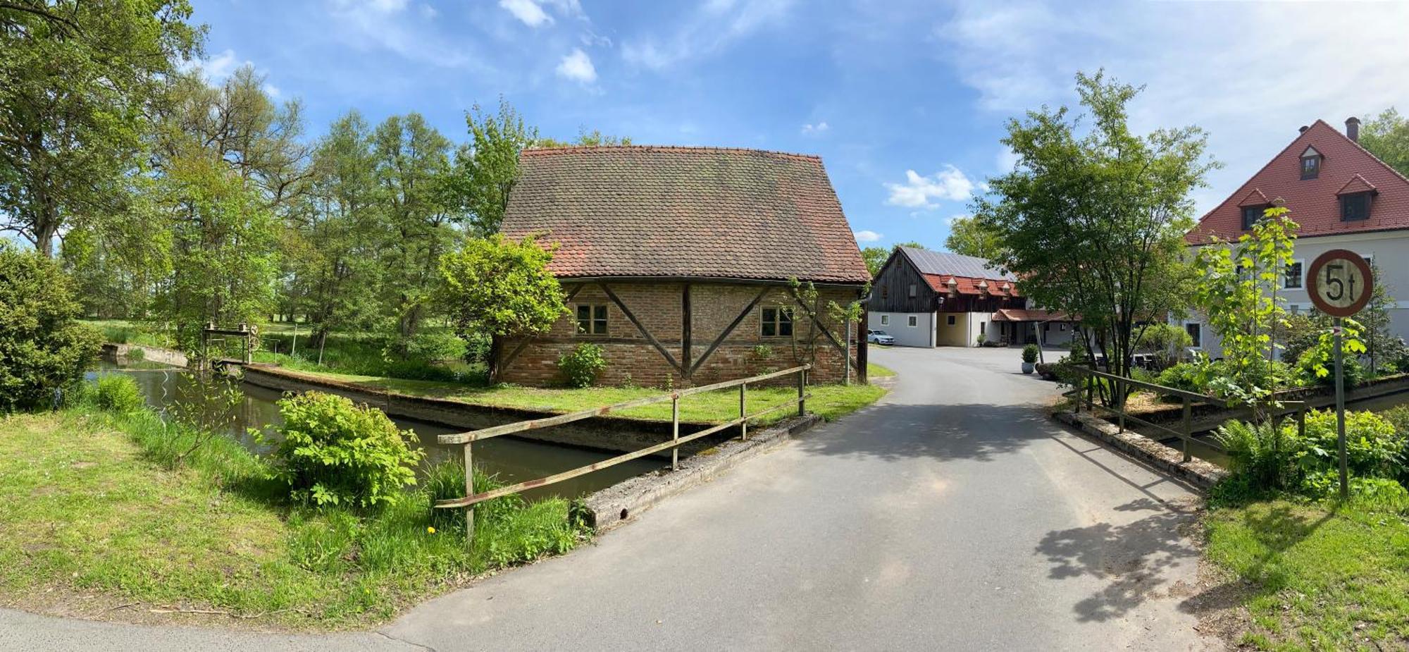 Landhotel Kahrmuehle Pressath Eksteriør billede