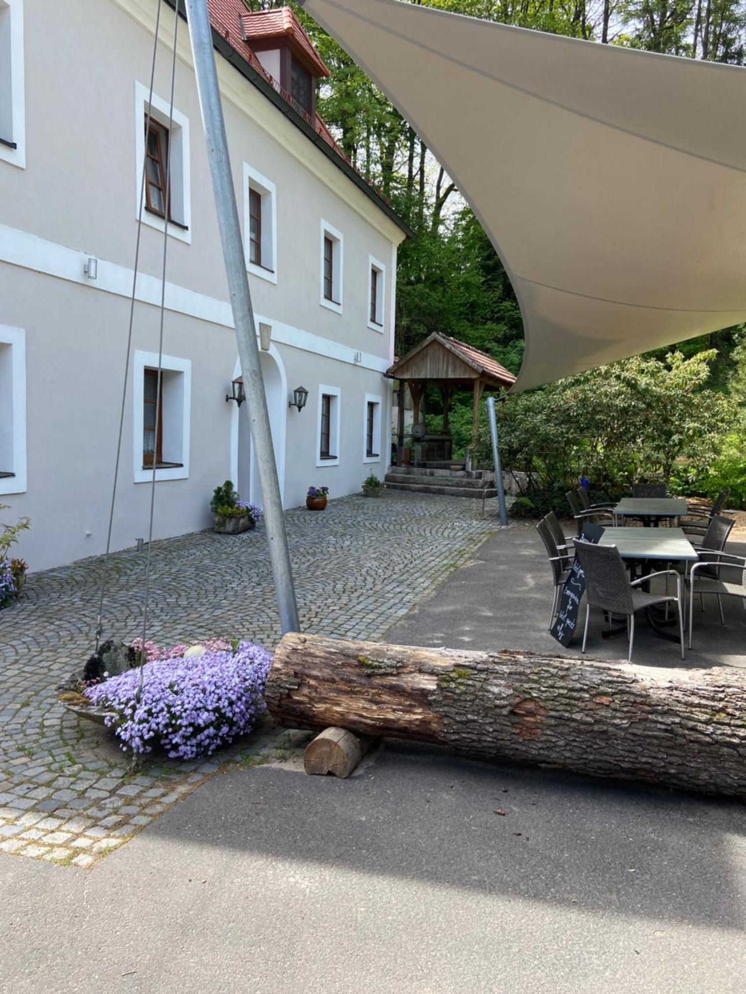 Landhotel Kahrmuehle Pressath Eksteriør billede