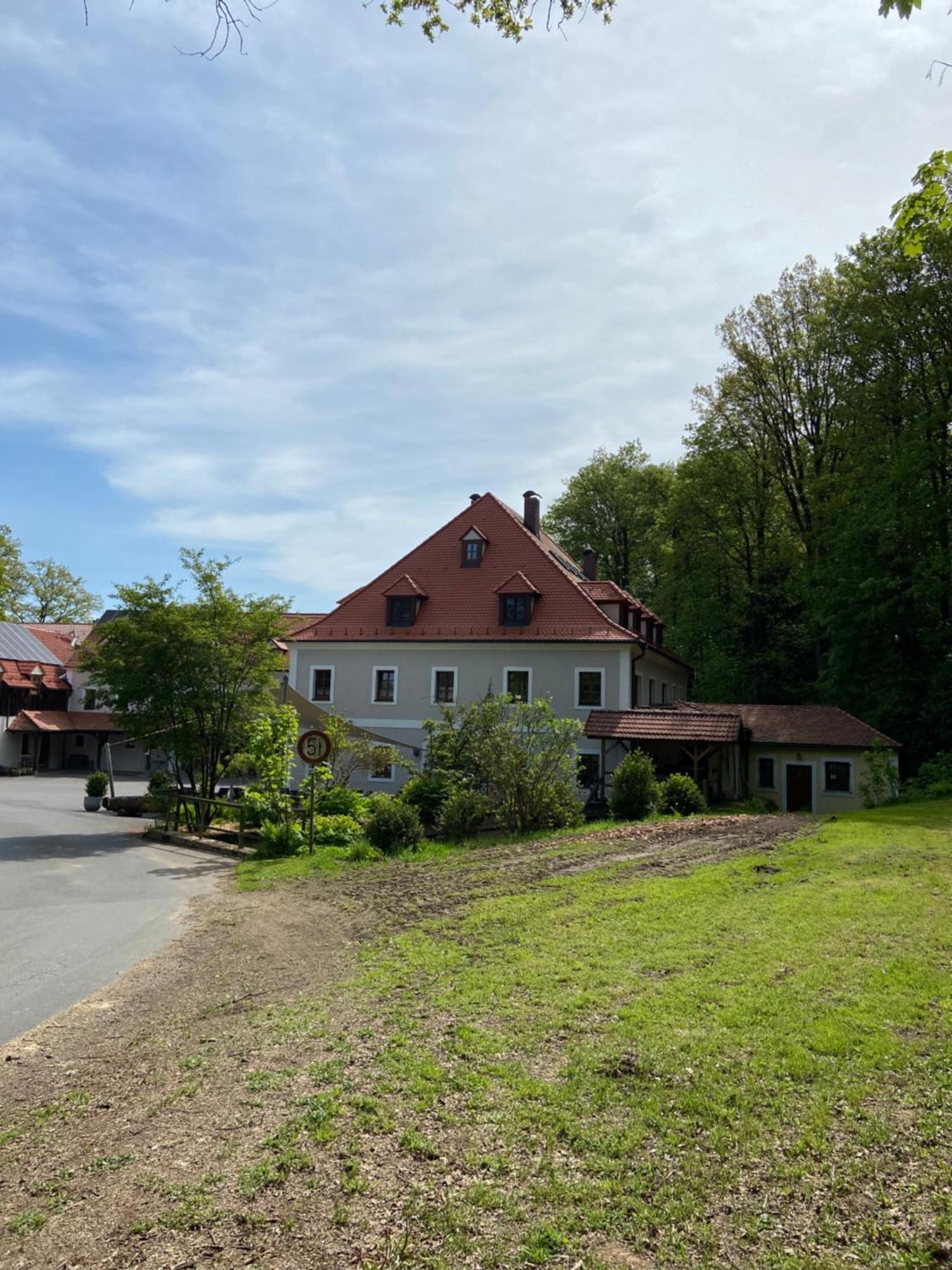 Landhotel Kahrmuehle Pressath Eksteriør billede